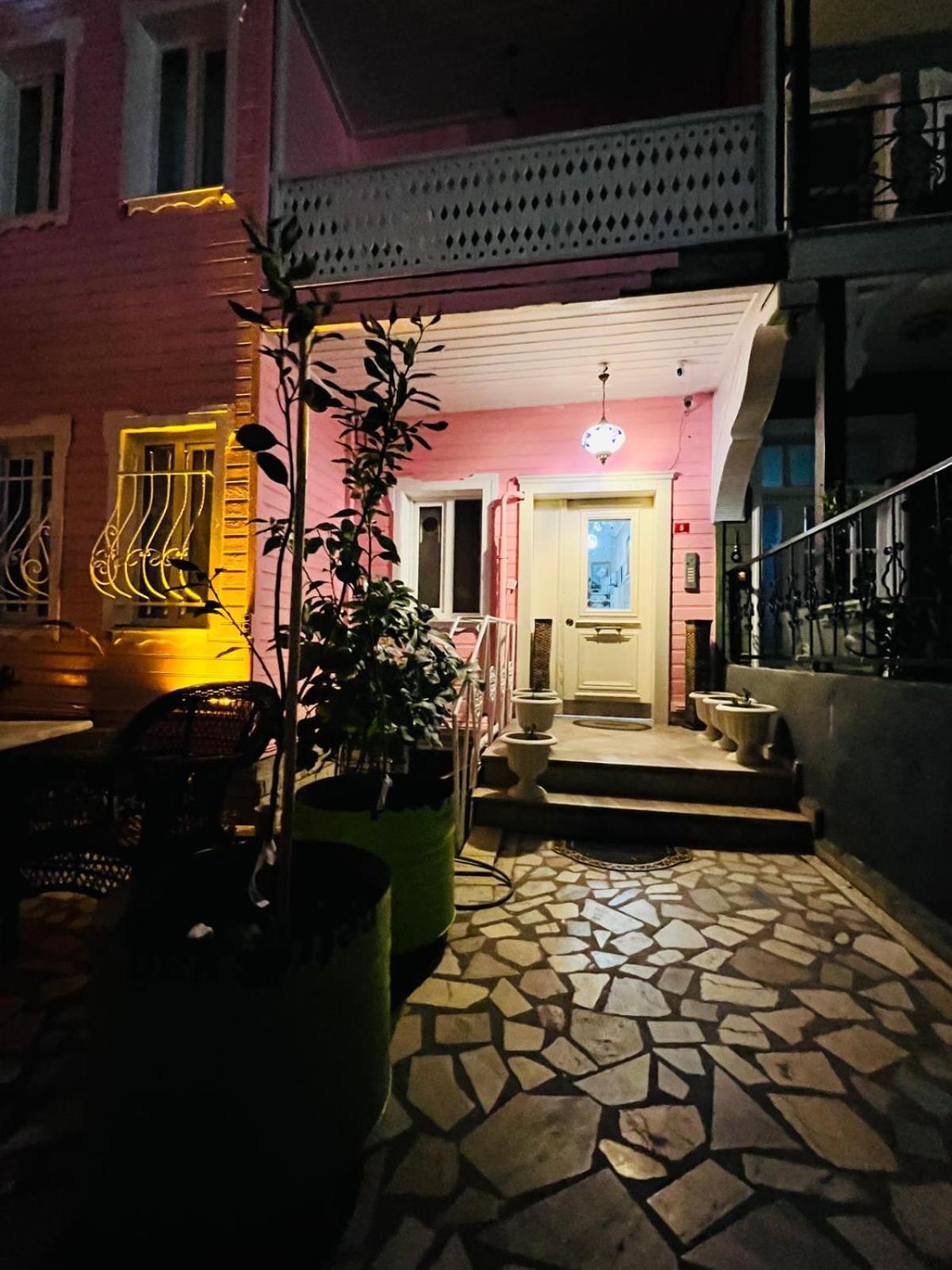 Pembe Koesk Old City Center Istanboel Buitenkant foto