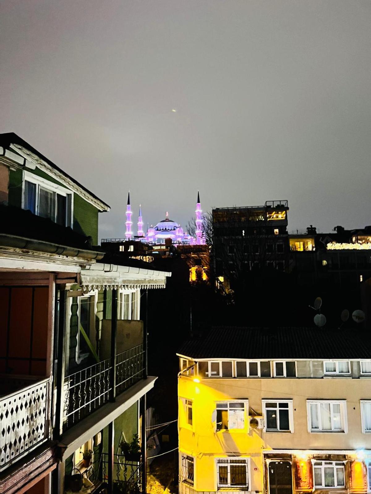 Pembe Koesk Old City Center Istanboel Buitenkant foto